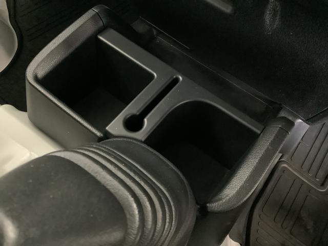 ハイゼットトラックスタンダード　４ＷＤ　５ＭＴ　前後コーナーセンサー　ラジオ走行無制限１年保証　前後コーナーセンサー　４ＷＤ　ＭＴ車　３方開　アイドリングストップ　横滑り防止装置　オートライト　ヘッドライトレベライザー　アクセサリーソケット　スペアタイヤ　ラジオ（兵庫県）の中古車