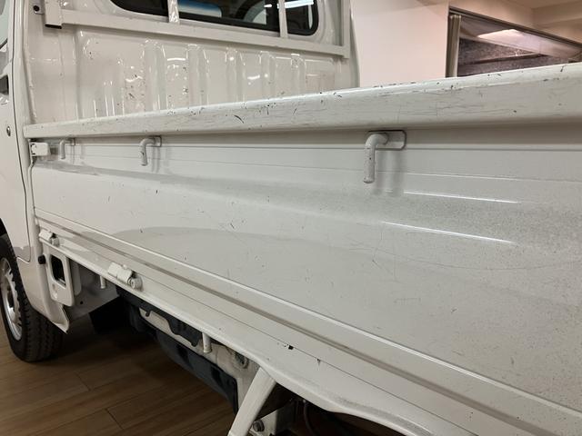 ハイゼットトラックスタンダードＳＡIIIｔ／１年保証／４ＷＤ／ＬＥＤライト／１年間距離無制限保証／衝突軽減ブレーキ／４ＷＤ／５速マニュアル／ＬＥＤヘッドライト／コーナーセンサー／横滑り防止装置／エアコン／パワーステアリング／（大阪府）の中古車