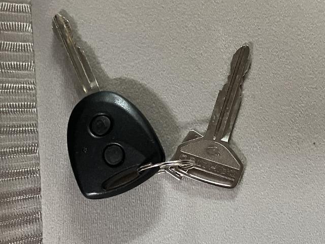 ムーヴＬ　ＳＡIII／１年保証／ナビ／衝突軽減ブレーキ／３万キロ１年間距離無制限保証／衝突軽減ブレーキ／３万キロ／ナビ／ＥＴＣ／Ｂｌｕｅｔｏｏｔｈ／フルセグＴＶ／ＤＶＤ／ＵＳＢ／オートハイビーム／アイドリングストップ／横滑り防止装置／フロントベンチシート／（大阪府）の中古車