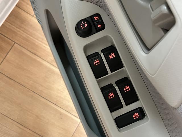 ムーヴＸ　ＳＡIII／衝突軽減ブレーキ／スマートキー／Ｓヒーター／１年間距離無制限保証／修復リヤ部に軽度／衝突軽減ブレーキ／スマートキー／オートエアコン／シートヒーター／１４インチアルミ／フロントベンチシート／オートハイビーム／横滑り防止装置／アイドリングストップ／（大阪府）の中古車