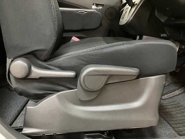 ムーヴカスタム　ＲＳ／１年保証／ターボ／２．４万キロ／１５アルミ／１年間距離無制限保証／ターボエンジン／２．４万キロ／スマートキー／１５インチアルミホイール／オートエアコン／ＭＯＭＯステアリング／オートライト／ディスチャージヘッドランプ／フロントベンチシート／ＣＶＴ（大阪府）の中古車