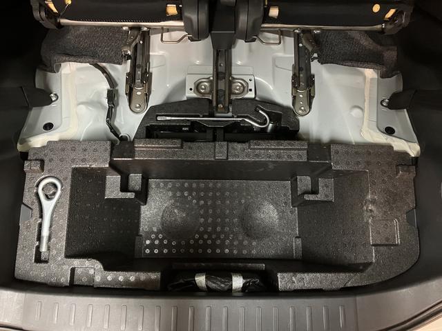 ムーヴカスタム　ＲＳ／１年保証／ターボ／２．４万キロ／１５アルミ／１年間距離無制限保証／ターボエンジン／２．４万キロ／スマートキー／１５インチアルミホイール／オートエアコン／ＭＯＭＯステアリング／オートライト／ディスチャージヘッドランプ／フロントベンチシート／ＣＶＴ（大阪府）の中古車