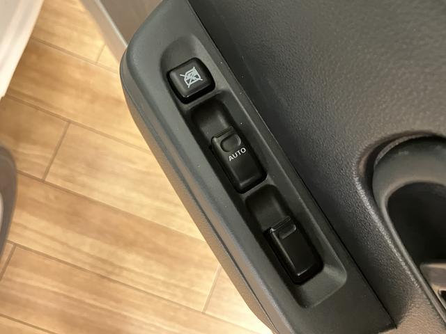 ハイゼットトラックＥＸＴ／１年保証／４ＷＤ／オートマ／ナビ／キーレス／フォグ／１年間距離無制限保証／切替式４ＷＤ／オートマチック／ナビ／キーレスエントリー／パワーウインド／作業灯／フォグランプ／テールゲートチェーン／Ｂｌｕｅｔｏｏｔｈ／フルセグＴＶ／（大阪府）の中古車