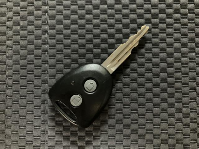 ハイゼットトラックＥＸＴ／１年保証／４ＷＤ／オートマ／ナビ／キーレス／フォグ／１年間距離無制限保証／切替式４ＷＤ／オートマチック／ナビ／キーレスエントリー／パワーウインド／作業灯／フォグランプ／テールゲートチェーン／Ｂｌｕｅｔｏｏｔｈ／フルセグＴＶ／（大阪府）の中古車