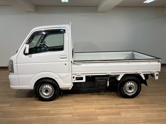 キャリイトラックＫＸ／１年保証／３．９万キロ／４ＷＤ／オートマ／ＨＩＤ／１年間距離無制限保証／３．９万キロ／４ＷＤ／オートマチック／ディスチャージヘッドランプ／フォグランプ／エアコン／パワステ／パワーウインドウ／キーレスエントリー／ＣＤステレオ／早い者勝ちですよ！！！（大阪府）の中古車