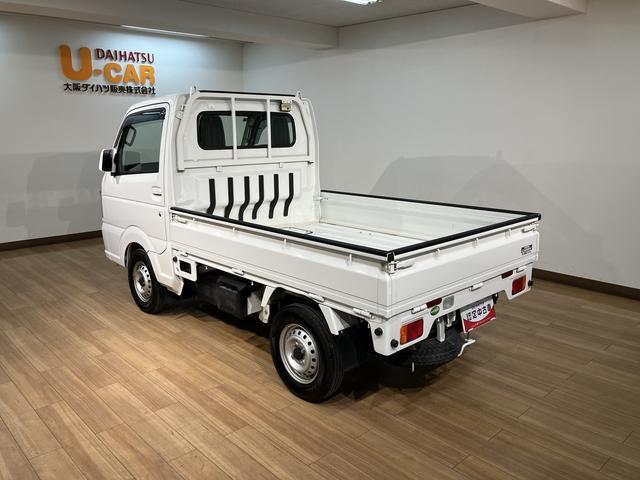 キャリイトラックＫＸ／１年保証／３．９万キロ／４ＷＤ／オートマ／ＨＩＤ／１年間距離無制限保証／３．９万キロ／４ＷＤ／オートマチック／ディスチャージヘッドランプ／フォグランプ／エアコン／パワステ／パワーウインドウ／キーレスエントリー／ＣＤステレオ／早い者勝ちですよ！！！（大阪府）の中古車