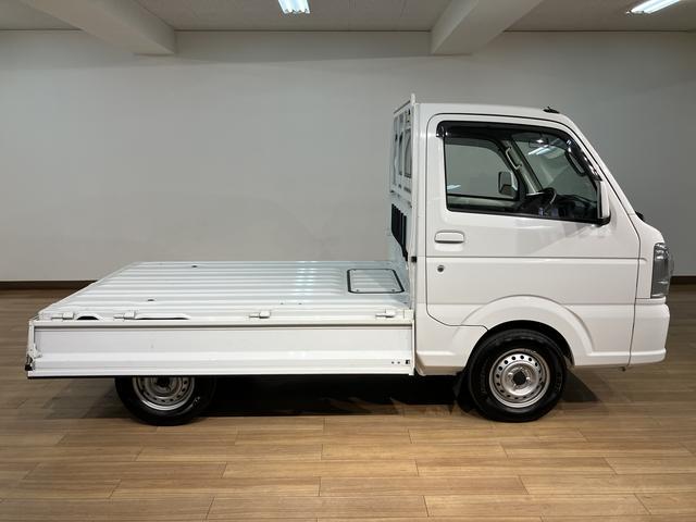 キャリイトラックＫＸ／１年保証／３．９万キロ／４ＷＤ／オートマ／ＨＩＤ／１年間距離無制限保証／３．９万キロ／４ＷＤ／オートマチック／ディスチャージヘッドランプ／フォグランプ／エアコン／パワステ／パワーウインドウ／キーレスエントリー／ＣＤステレオ／早い者勝ちですよ！！！（大阪府）の中古車