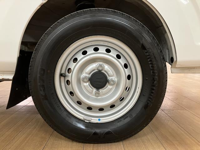 キャリイトラックＫＸ／１年保証／３．９万キロ／４ＷＤ／オートマ／ＨＩＤ／１年間距離無制限保証／３．９万キロ／４ＷＤ／オートマチック／ディスチャージヘッドランプ／フォグランプ／エアコン／パワステ／パワーウインドウ／キーレスエントリー／ＣＤステレオ／早い者勝ちですよ！！！（大阪府）の中古車
