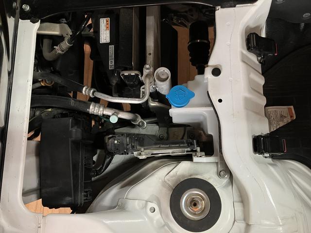 キャリイトラックＫＸ／１年保証／３．９万キロ／４ＷＤ／オートマ／ＨＩＤ／１年間距離無制限保証／３．９万キロ／４ＷＤ／オートマチック／ディスチャージヘッドランプ／フォグランプ／エアコン／パワステ／パワーウインドウ／キーレスエントリー／ＣＤステレオ／早い者勝ちですよ！！！（大阪府）の中古車