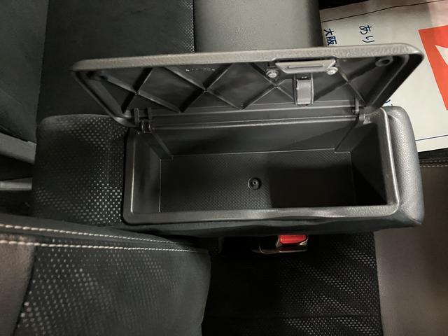 タントカスタムＲＳ　トップエディションＳＡII／１年保証／ナビ／１年間距離無制限保証／衝突軽減ブレーキ／ターボエンジン／純正ナビ／ドラレコ／Ｂｌｕｅｔｏｏｔｈ／フルセグＴＶ／バックカメラ／両側電動スライドドア／スマートキー／オートエアコン／１５インチアルミ／ＬＥＤ（大阪府）の中古車