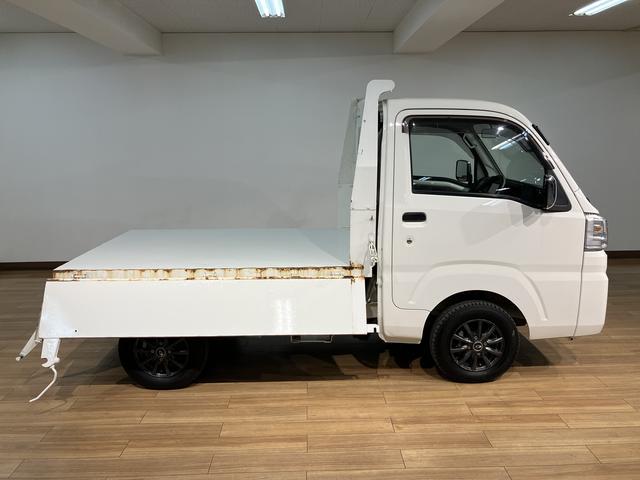 ハイゼットトラック多目的ダンプ１年保証／１．９万キロ／ＰＴＯ／４ＷＤ／キーレス１年間距離無制限保証／１．９万キロ／ＰＴＯダンプ／４ＷＤ／ナビ／パワーウインドウ／キーレスエントリー／エアコン／パワステ／外品アルミ／作業灯／（大阪府）の中古車