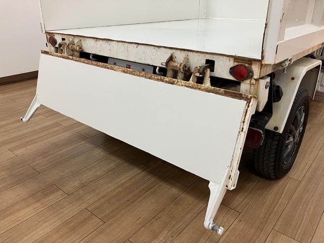 ハイゼットトラック多目的ダンプ１年保証／１．９万キロ／ＰＴＯ／４ＷＤ／キーレス１年間距離無制限保証／１．９万キロ／ＰＴＯダンプ／４ＷＤ／ナビ／パワーウインドウ／キーレスエントリー／エアコン／パワステ／外品アルミ／作業灯／（大阪府）の中古車