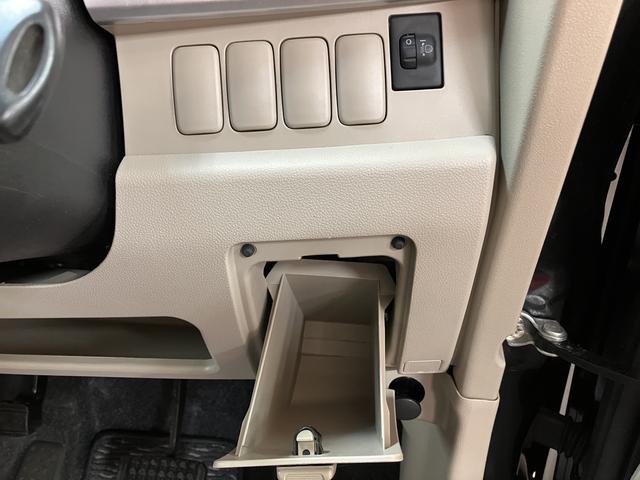 ムーヴＸスペシャル１年間距離無制限保証／ＣＤチューナー／電動格納ドアミラー／キーレスエントリー／運転席シートリフター（大阪府）の中古車
