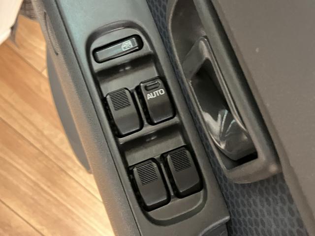 ハイゼットカーゴクルーズ１年間距離無制限保証／オートマ／ナビ／ワンセグ／エアコン／電動格納ドアミラー／パワーウィンドウ／（大阪府）の中古車