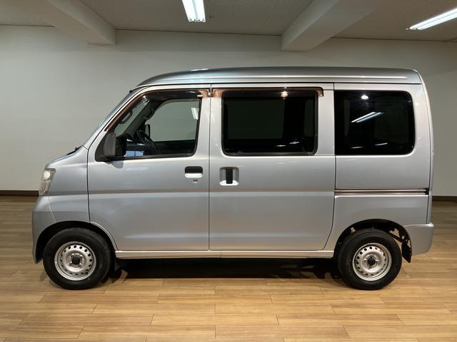 ハイゼットカーゴＤＸ１年間走行距離無制限保証　ＥＴＣ車載器　フロントパワーウィンドウ　キーレスエントリー　リヤアンダーミラー　リヤスモークガラス　エアコン　集中ドアロック（大阪府）の中古車