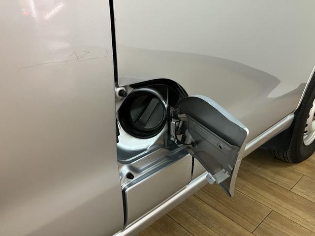 ハイゼットカーゴＤＸ１年間走行距離無制限保証　ＥＴＣ車載器　フロントパワーウィンドウ　キーレスエントリー　リヤアンダーミラー　リヤスモークガラス　エアコン　集中ドアロック（大阪府）の中古車