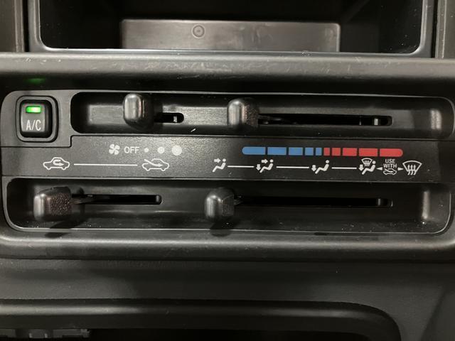 ハイゼットトラック垂直式テールリフトリヤ垂直式テールリフト　４ＷＤ　５速マニュアルミッション　エアコン　ＡＭ／ＦＭラジオ　荷台作業灯　１年間走行距離無制限保証　車検整備付き（大阪府）の中古車