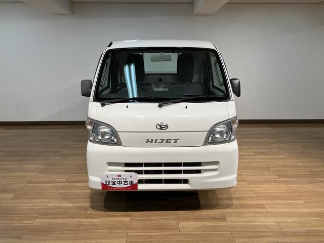 ハイゼットトラック垂直式テールリフトリヤ垂直式テールリフト　４ＷＤ　５速マニュアルミッション　エアコン　ＡＭ／ＦＭラジオ　荷台作業灯　１年間走行距離無制限保証　車検整備付き（大阪府）の中古車