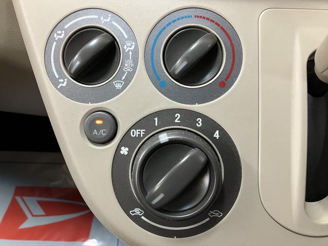 ムーヴＸキーフリーシステム　ＣＤチューナー　エアコン　電動格納ドアミラー　ＣＶＴ　スペアタイヤ　走行２．５万キロ　１年間走行距離無制限保証　　法定点検整備付き（大阪府）の中古車