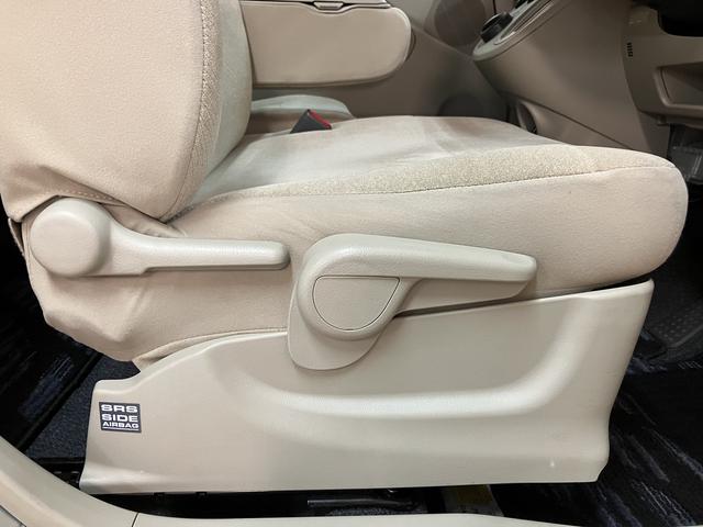 ムーヴＸキーフリーシステム　ＣＤチューナー　エアコン　電動格納ドアミラー　ＣＶＴ　スペアタイヤ　走行２．５万キロ　１年間走行距離無制限保証　　法定点検整備付き（大阪府）の中古車