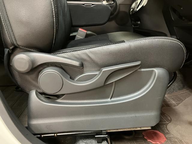 タントカスタムＲＳ　トップエディションＳＡ　ナビ／バックカメラナビゲーション　バックカメラ　フロントドライブレコーダー　ターボ　両側電動スライドドア　ＬＥＤヘッドライト　衝突回避支援ブレーキ　スマートアシスト　１年間走行距離無制限保証（大阪府）の中古車