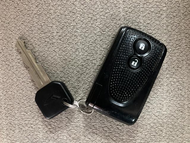 ムーヴＸ　ナビ・ＥＴＣ車載器ナビゲーション（ＵＳＢ／ワンセグＴＶ）　ＥＴＣ車載器　オートエアコン　キーフリーシステム　プッシュスタート　エコアイドル　１年間走行距離無制限保証　車検整備付き（大阪府）の中古車