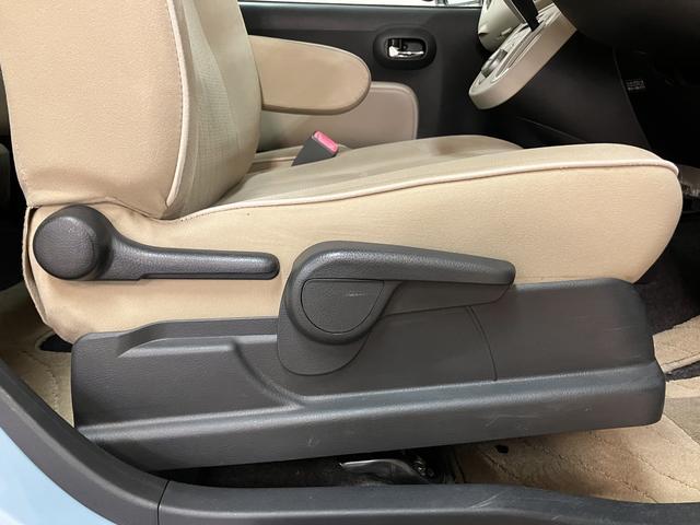 ミラココアココアプラスＧナビゲーション　バックカメラ（ルームミラー表示）　ＥＴＣ車載器　キーフリーキー　オートエアコン　電動格納ドアミラー　ベンチシート　衝突安全ボディ　１年間走行距離無制限保証（大阪府）の中古車