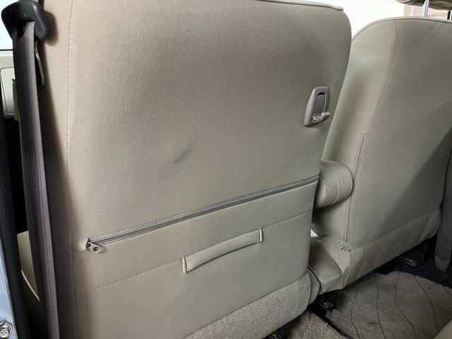 ミラココアココアプラスＧナビゲーション　バックカメラ（ルームミラー表示）　ＥＴＣ車載器　キーフリーキー　オートエアコン　電動格納ドアミラー　ベンチシート　衝突安全ボディ　１年間走行距離無制限保証（大阪府）の中古車
