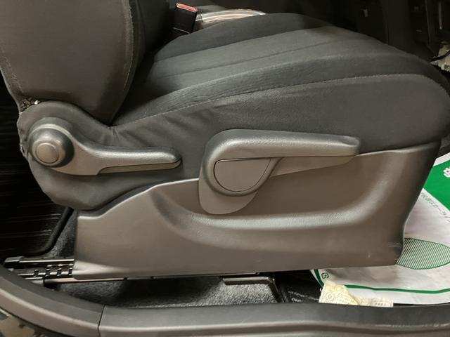 タントエグゼカスタムＧナビ／Ｂｌｕｅｔｏｏｔｈ／バックカメラ／ＥＴＣ車載器／フォグランプ／１年間距離無制限保証／ディスチャージヘッドランプ／オートエアコン／キーフリーシステム／電動格納ドアミラー（大阪府）の中古車