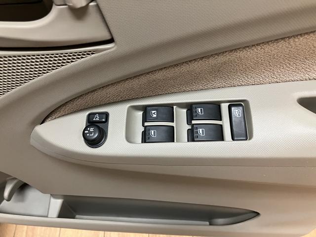 ムーヴX SA1年間距離無制限保証/ダイハツ認定中古車/衝突軽減ブレーキ/CDチューナー/オートエアコン/プッシュボタンスタート/電動格納ドアミラー/純正アルミホイール/アイドリングストップ/(大阪府)の中古車