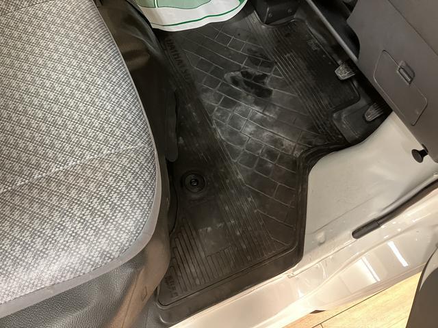 ハイゼットカーゴスペシャル 1年間走行距離無制限保証ナビゲーション(Bluetooth対応) ETC車載器 エアコン パワーステアリング 4速オートマチック ハイルーフ 1年間走行距離無制限保証 車検整備付き(大阪府)の中古車