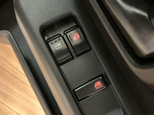 ハイゼットカーゴスペシャル　１年間走行距離無制限保証ハイルーフ　ＣＶＴ　エアコン　パワーウィンドウ　コーナーセンサー　ＡＭ／ＦＭラジオ　衝突回避支援ブレーキスマートアシスト　　１年間走行距離無制限保証　車検整備付き　ダイハツ認定中古車（大阪府）の中古車