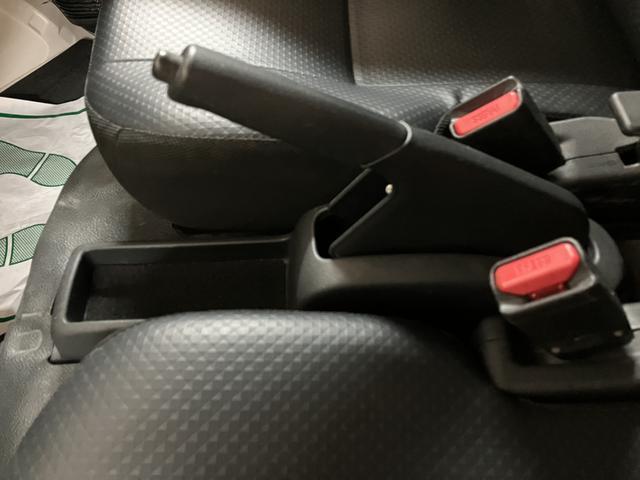 ハイゼットカーゴスペシャル　１年間走行距離無制限保証ハイルーフ　ＣＶＴ　エアコン　パワーウィンドウ　コーナーセンサー　ＡＭ／ＦＭラジオ　衝突回避支援ブレーキスマートアシスト　　１年間走行距離無制限保証　車検整備付き　ダイハツ認定中古車（大阪府）の中古車