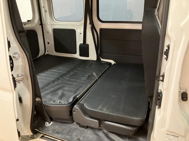 ハイゼットカーゴスペシャル　１年間走行距離無制限保証ハイルーフ　ＣＶＴ　エアコン　パワーウィンドウ　コーナーセンサー　ＡＭ／ＦＭラジオ　衝突回避支援ブレーキスマートアシスト　　１年間走行距離無制限保証　車検整備付き　ダイハツ認定中古車（大阪府）の中古車