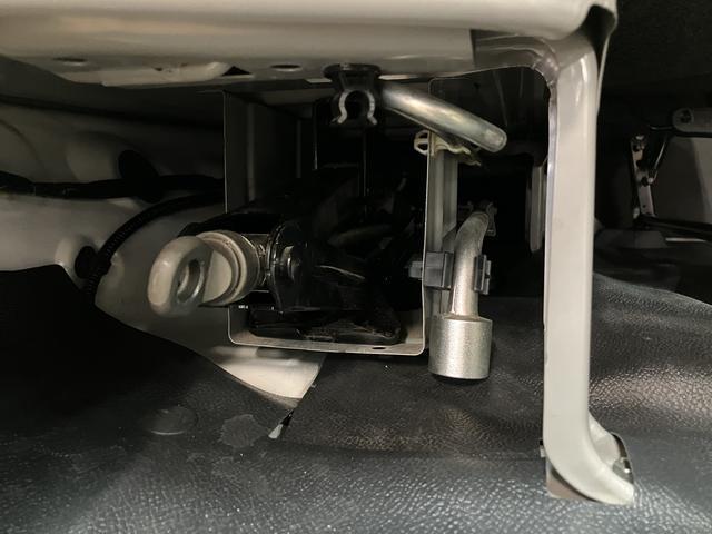 ハイゼットカーゴスペシャル　１年間走行距離無制限保証ハイルーフ　ＣＶＴ　エアコン　パワーウィンドウ　コーナーセンサー　ＡＭ／ＦＭラジオ　衝突回避支援ブレーキスマートアシスト　　１年間走行距離無制限保証　車検整備付き　ダイハツ認定中古車（大阪府）の中古車