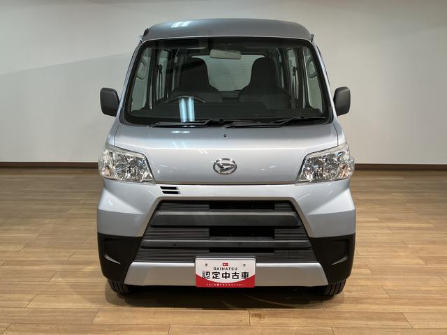 ハイゼットカーゴスペシャル　５Ｍ／Ｔ　１年間走行距離無制限保証５速マニュアルミッション　エアコン　パワーステアリング　集中ドアロック　ＡＭ／ＦＭラジオ　車検整備付き　１年間走行距離無制限保証　ダイハツ認定中古車（大阪府）の中古車