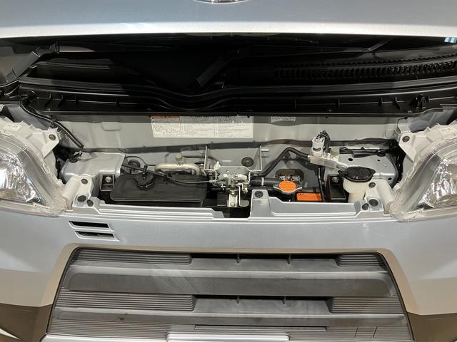 ハイゼットカーゴスペシャル　５Ｍ／Ｔ　１年間走行距離無制限保証５速マニュアルミッション　エアコン　パワーステアリング　集中ドアロック　ＡＭ／ＦＭラジオ　車検整備付き　１年間走行距離無制限保証　ダイハツ認定中古車（大阪府）の中古車