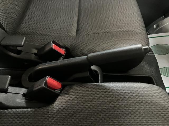 ハイゼットカーゴスペシャル　５Ｍ／Ｔ　１年間走行距離無制限保証５速マニュアルミッション　エアコン　パワーステアリング　集中ドアロック　ＡＭ／ＦＭラジオ　車検整備付き　１年間走行距離無制限保証　ダイハツ認定中古車（大阪府）の中古車