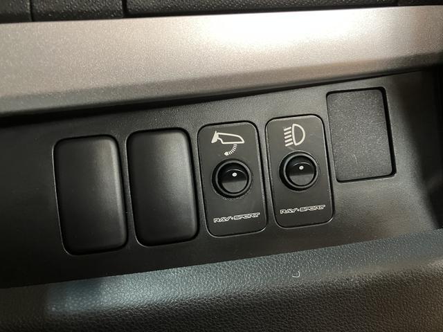 ムーヴカスタム　Ｘ　ダイハツ認定中古車ＣＤチューナー　ディスチャージヘッドランプ　キーフリーシステム　オートエアコン　スペアタイヤ　１年間走行距離無制限　点検整備付き　ダイハツ認定中古車（大阪府）の中古車