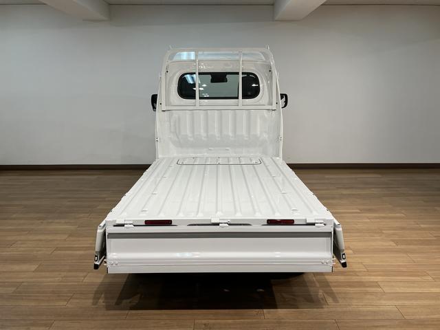 ハイゼットトラックハイルーフ　リヤ４枚リーフスプリング／ＡＭ／ＦＭラジオ届出済み未使用車／リヤ４枚リーフスプリング／ＡＭ／ＦＭラジオ／電動格納ドアミラー／パワーウィンドウ／キーフリー／プッシュボタンスタート／スマートアシスト／エアコン／パワステ／アイドリングストップ（大阪府）の中古車