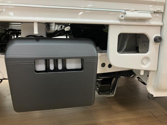 ハイゼットトラックハイルーフ　リヤ４枚リーフスプリング／ＡＭ／ＦＭラジオ届出済み未使用車／リヤ４枚リーフスプリング／ＡＭ／ＦＭラジオ／電動格納ドアミラー／パワーウィンドウ／キーフリー／プッシュボタンスタート／スマートアシスト／エアコン／パワステ／アイドリングストップ（大阪府）の中古車