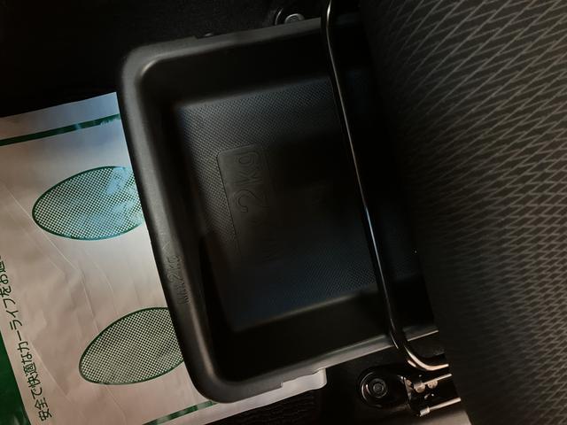 ムーヴカスタム　ＲＳ　ハイパーリミテッドＳＡIIIナビゲーション　ＥＴＣ車載器　ステアリングスイッチ　ターボ　ＬＥＤヘッドライト　ＬＥＤフォグランプ　オートライト　衝突回避支援ブレーキ　スマートキー　プッシュスタート（大阪府）の中古車