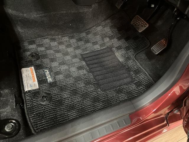 ムーヴカスタム　ＲＳ　ハイパーリミテッドＳＡIIIナビゲーション　ＥＴＣ車載器　ステアリングスイッチ　ターボ　ＬＥＤヘッドライト　ＬＥＤフォグランプ　オートライト　衝突回避支援ブレーキ　スマートキー　プッシュスタート（大阪府）の中古車