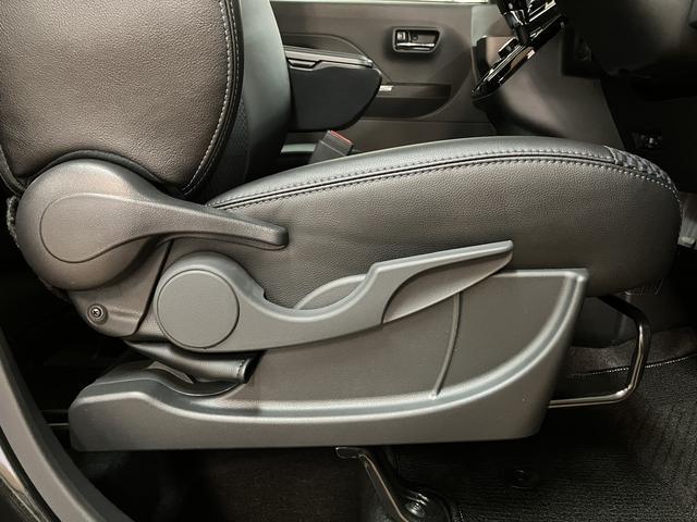 タントカスタムＲＳリミテッド　届出済未使用車／ナビ／ＥＴＣ車載器令和７年式届出済未使用車　純正ナビ　バックカメラ　ＥＴＣ車載器　クルーズコントロール　ターボ　ＬＥＤヘッドライト　両側電動スライドドア　　シートヒーター　キーフリーシステム　プッシュスタート（大阪府）の中古車