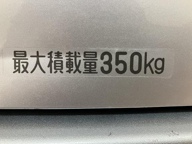 ハイゼットカーゴクルーズ　ＣＤチューナー／ＥＴＣ／ＬＥＤヘッドランプ１年間距離無制限保証／ＣＤチューナー／ＥＴＣ／ＬＥＤヘッドランプ／プッシュボタンスタート／電動格納ドアミラー／コーナーセンサー／衝突軽減ブレーキ／エアコン／パワステ／パワーウィンドウ（大阪府）の中古車