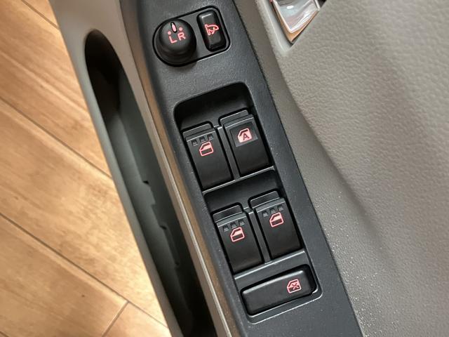 ミライースＸｆ　ＳＡ　４ＷＤ／ナビ／衝突軽減ブレーキ４ＷＤ／ナビ／Ｂｌｕｅｔｏｏｔｈ／キーレスエントリー／衝突軽減ブレーキ／１年間距離無制限保証／電動格納ドアミラー／アイドリングストップ／エアコン／パワステ／パワーウィンドウ／エアバッグ（大阪府）の中古車