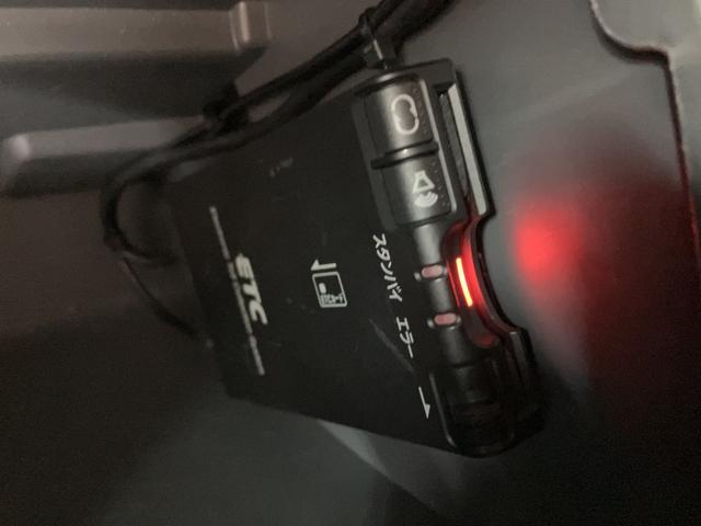 タントカスタムＸナビゲーション　ＥＴＣ車載器　ディスチャージヘッドライト　電動スライドドア　オートエアコン　キーフリーシステム　スペアタイヤ　１年間走行距離無制限保証（大阪府）の中古車