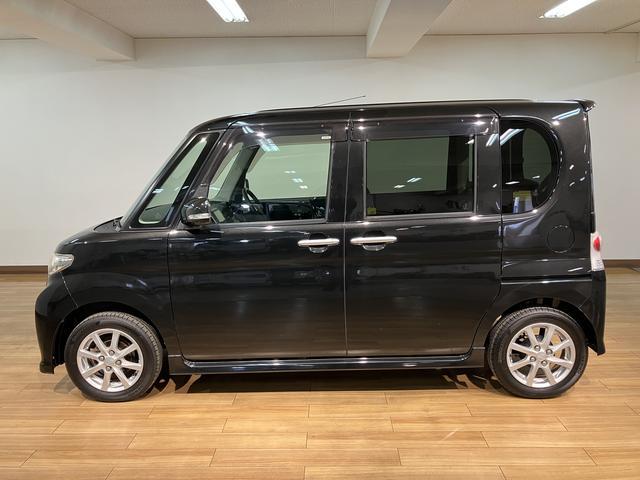 タントカスタムＸナビゲーション　ＥＴＣ車載器　ディスチャージヘッドライト　電動スライドドア　オートエアコン　キーフリーシステム　スペアタイヤ　１年間走行距離無制限保証（大阪府）の中古車