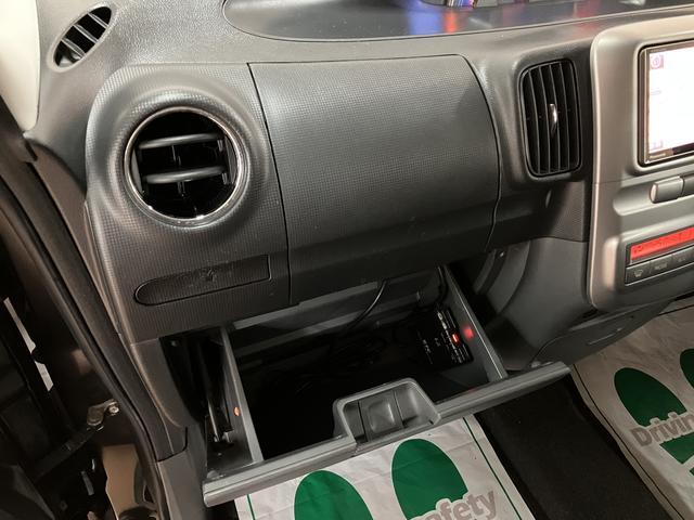タントカスタムＸナビゲーション　ＥＴＣ車載器　ディスチャージヘッドライト　電動スライドドア　オートエアコン　キーフリーシステム　スペアタイヤ　１年間走行距離無制限保証（大阪府）の中古車