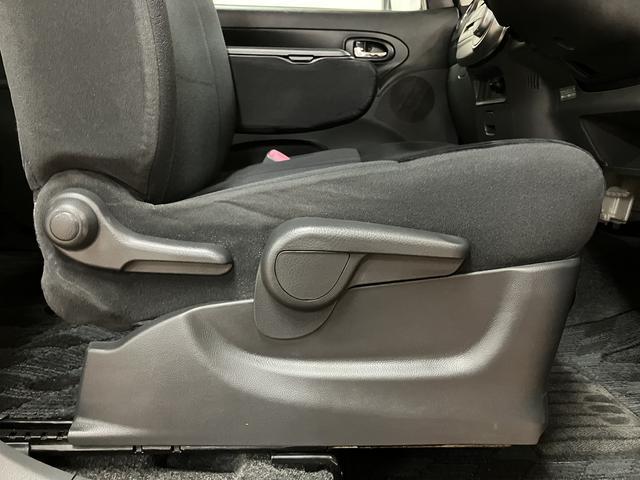 タントカスタムＸナビゲーション　ＥＴＣ車載器　ディスチャージヘッドライト　電動スライドドア　オートエアコン　キーフリーシステム　スペアタイヤ　１年間走行距離無制限保証（大阪府）の中古車